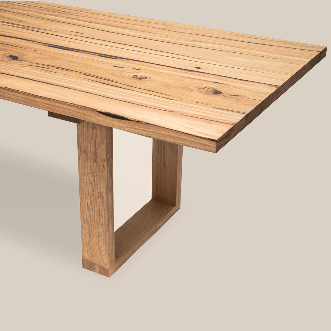 Luna Dining Table