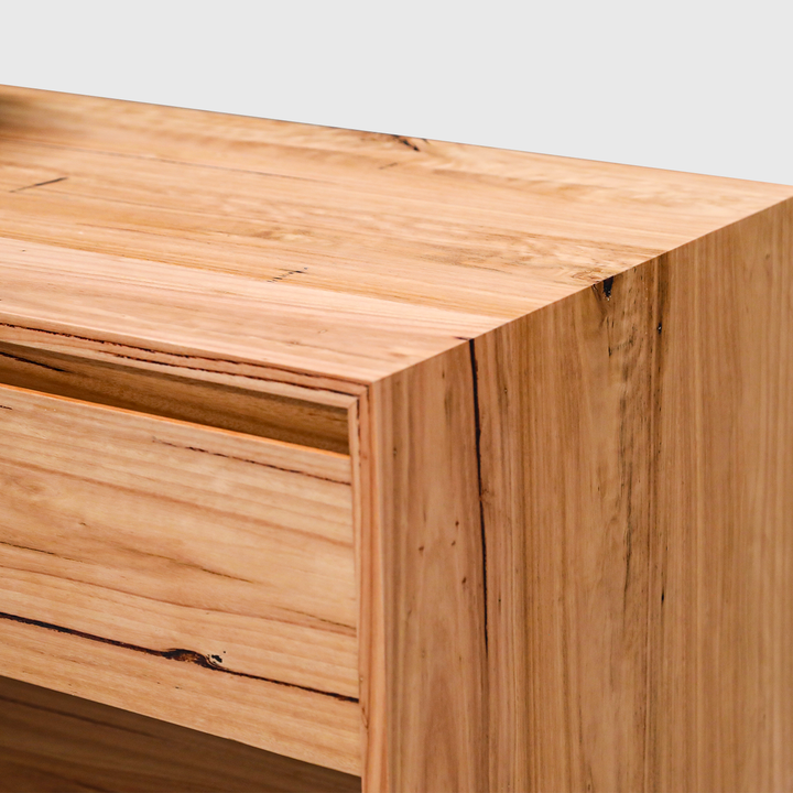 Esko Vanity